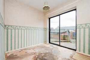 Photo 9- click for photo gallery